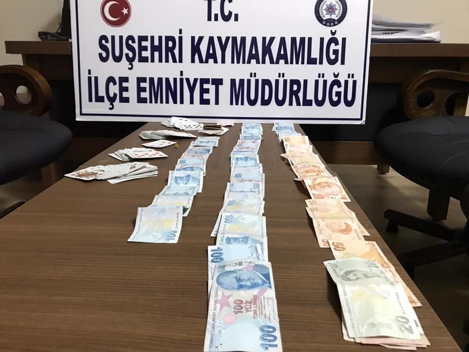 Sivas’ta kumar oynayan şahıslara 17 Bin 500 TL ceza 