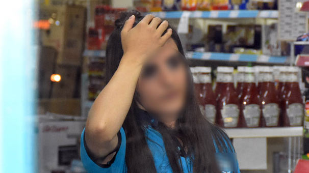 Sivas'ta market kasasından 630 TL'yi alıp kaçtı