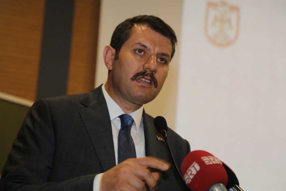 Sivas’ta muhtarlar toplantısında kene konusu masaya yatırıldı 