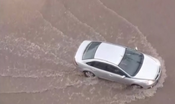 Sivas’ta sağanak hayatı felç etti