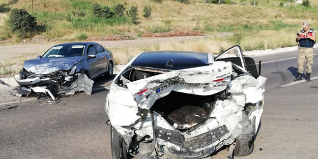 Sivas'ta trafik kazası: 5 yaralı