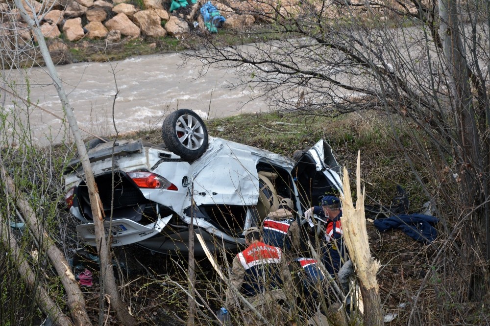 Sivas’taki kazada ölen 4 kişinin kimlikleri belli oldu 