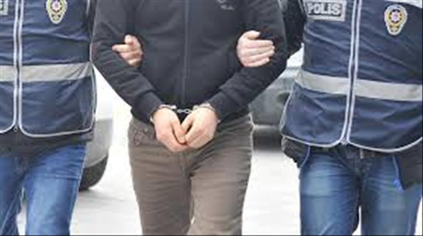 Sivas'ta FETÖ'ye operasyon: 20 öğretmene gözaltı