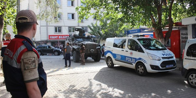 Siverek adliyesi karıştı! 8 yaralı
