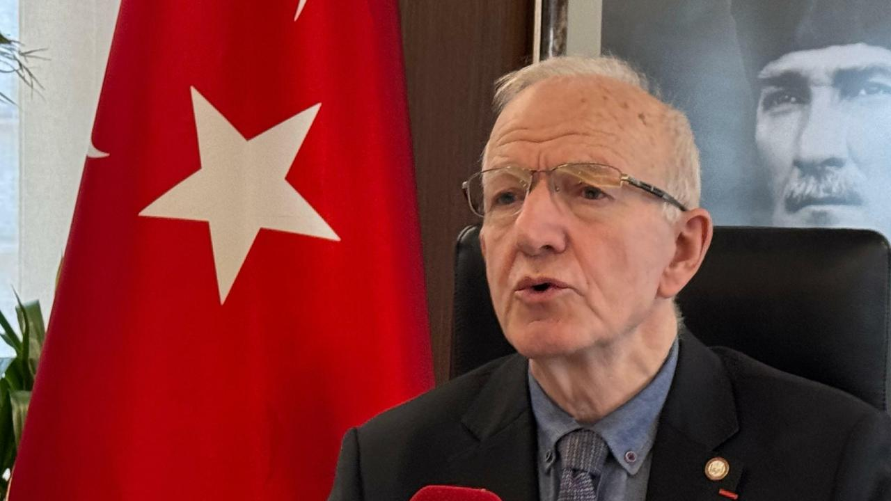 Sivil anayasa istemeyen baro başkanı mı olur! Teröristleri biz değil, siz iyi tanırsınız