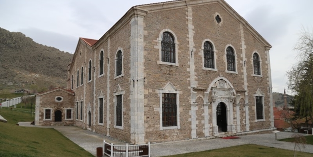 Sivrihisar Ermeni Kilisesi'nden benzersiz görüntüler