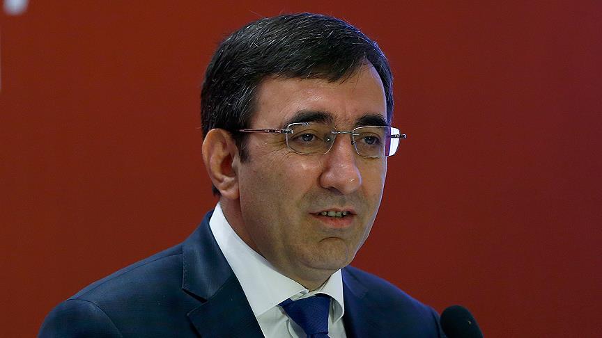 'Siyasi istikrar olmadan, ekonomide başarı mümkün değildir'