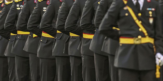 Siyasi partilere kritik FETÖ uyarısı