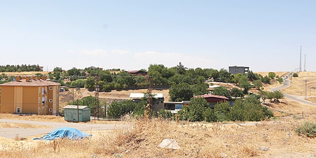 Siyasiler ve kanaat önderlerinden HDP’ye sert tepki! Kürtçe yasaklarını AK Parti sonlandırdı