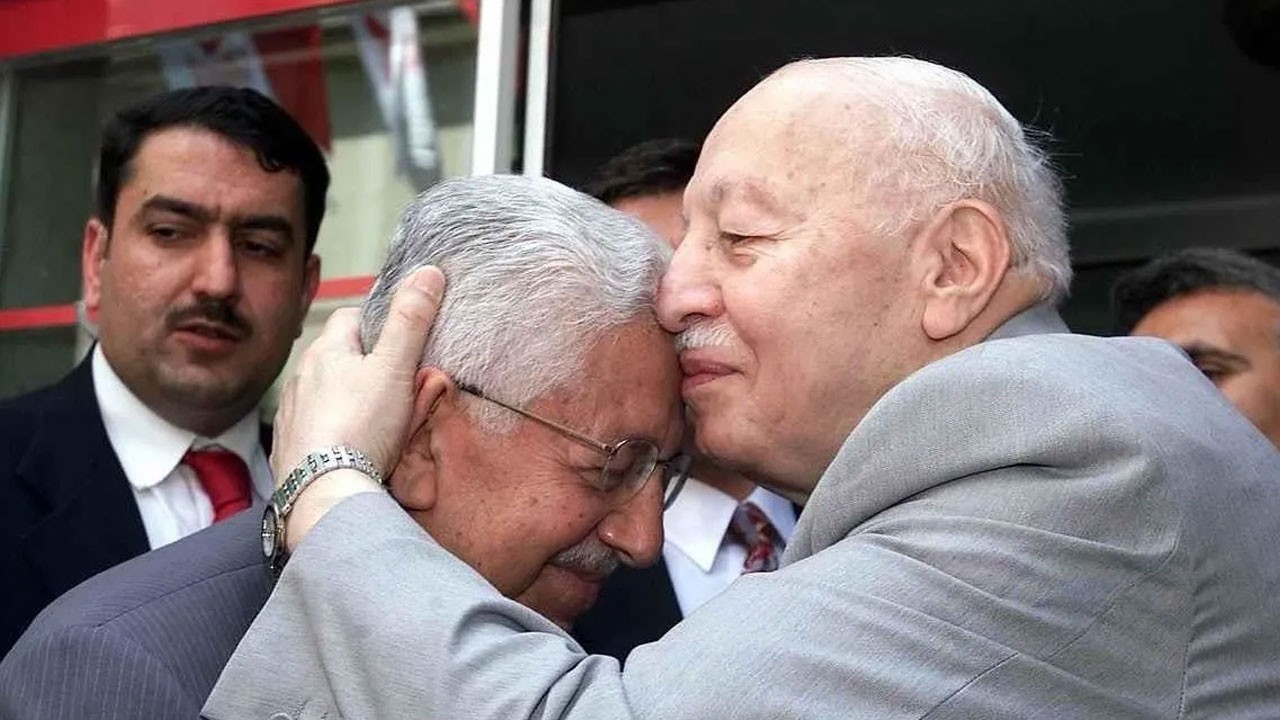 Siyasiler ve yazarlardan Recai Kutan için taziye! "Dikleşmeden dik duran bir insandı"