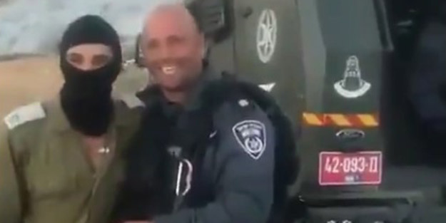 Siyonist işgal çetesinin askerleri Filistinlilerin evlerini yıkmaktan dolayı birbirlerini kutladı
