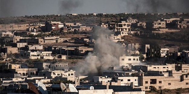 Siyonist İsrail Suriye'yi vurdu