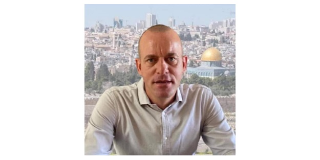 Siyonist terör devleti İsrail şimdi de Filistinlileri sürgün ediyor!