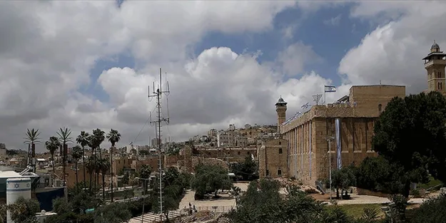 Siyonist zulmü: Harem-i İbrahim Camii Müslümanlara kapatıldı