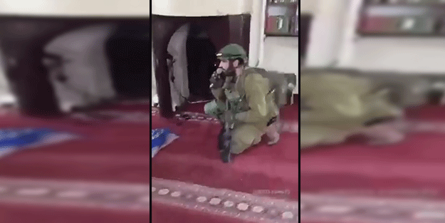 Siyonistler Batı Şeria'da camiyi bastı!