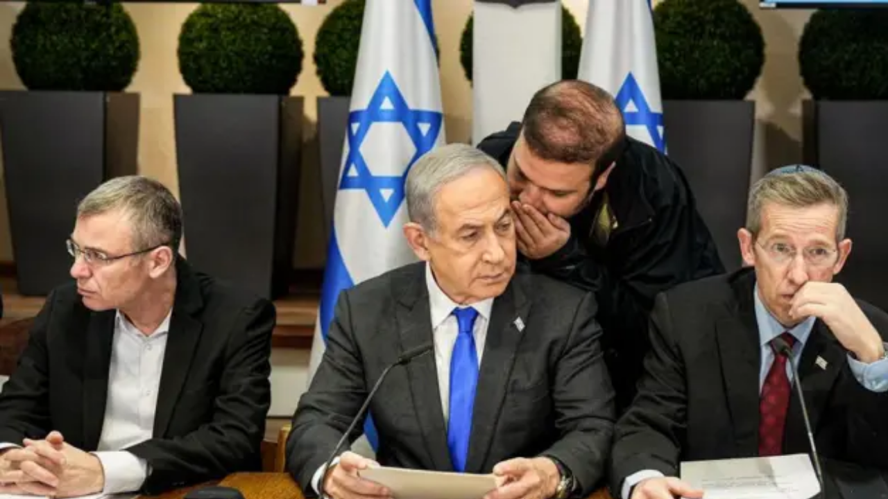 Siyonistler birbirini yemeye başladı! Şantaj skandalı patladı