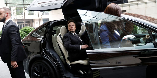 Siyonistler ismini çizdi! Musk'ın başı dertten kurtulmuyor