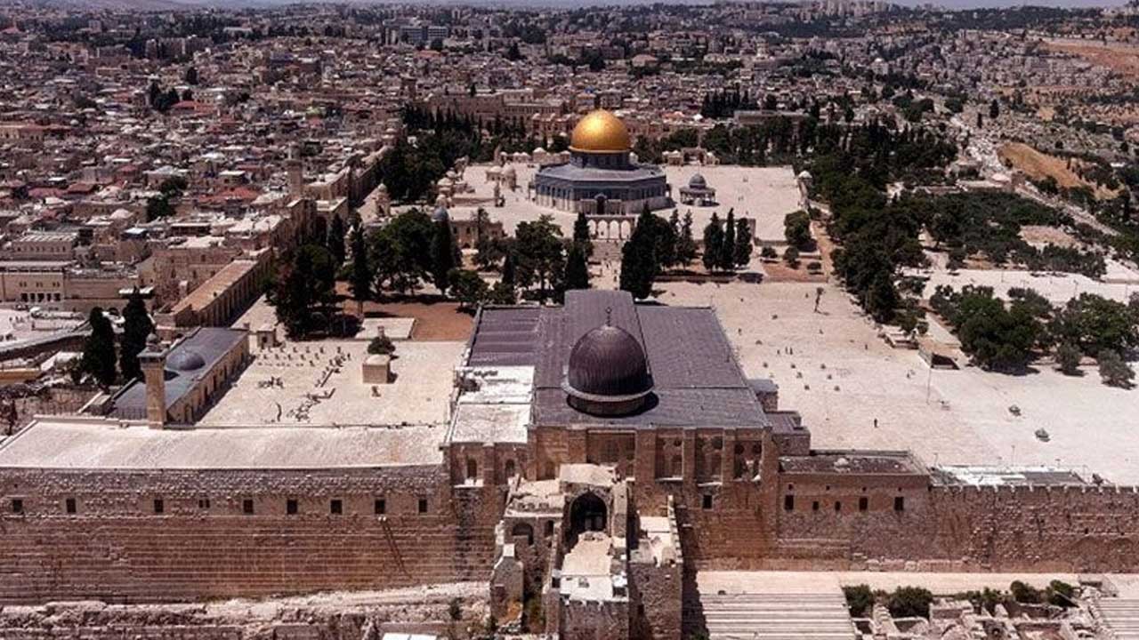 Siyonistler kışkırtma peşinde! Mescid-i Aksa için izin istediler
