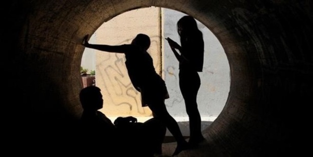 İşgalciler sığınaklara akın etti