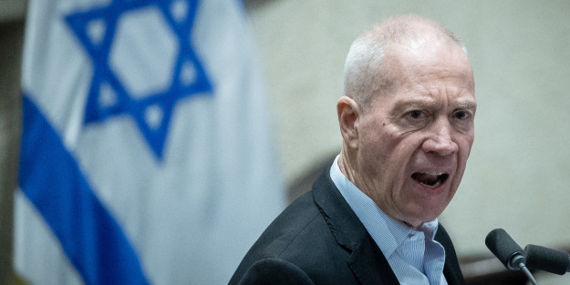 Siz insan olamazsınız! Katliamın emrini veren İsrail Savunma Bakanı bunu da yaptı