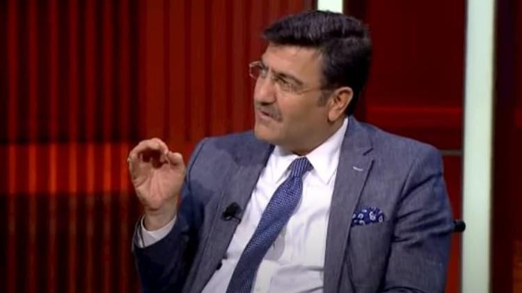 Siz kim, Türklüğü karalamak kim? Bunu yapmak ne hakkınız ne de haddiniz