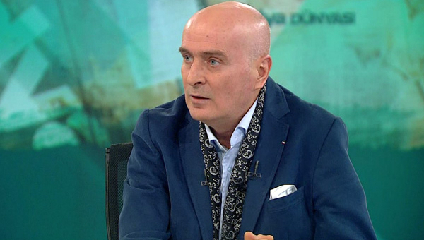 Sizi gidi soykırımcı katillerin ortakları sizi! Bunlar İsrail'e köle olmuş be