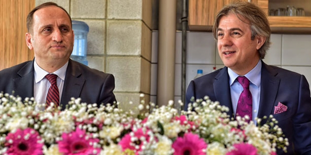 Sizler bizim başımızın tacısınız