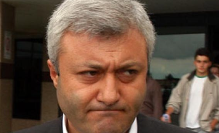 Sizler ne biçim insanlarsınız? Tuncay Özkan kardeşini belediyeye yerleştirdi