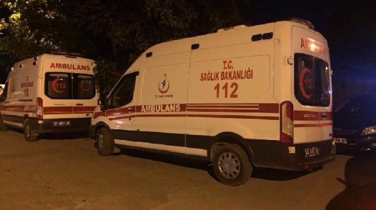 Skandal! 3 ambulansla sünnet düğününe gittiler