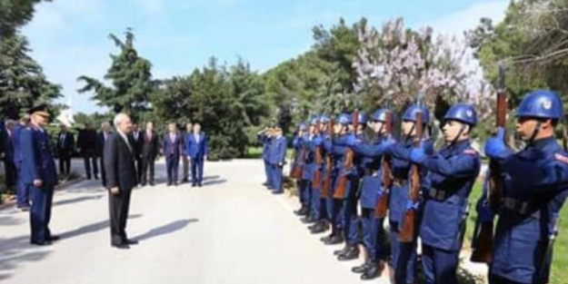 Skandal! Askerler Kılıçdaroğlu'na selam durdu