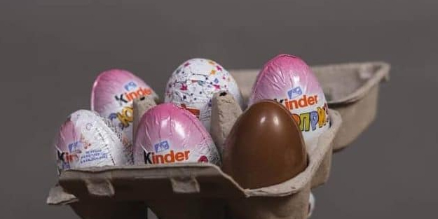 Skandal sonrası Kinder ürünleri raflara geri döndü! Salmonella bakterisinin ardından toplatılmıştı