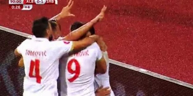 Skandal! Tosic'ten tepki çeken selam Çetnik selamı