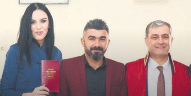 Skandalların ardı arkası kesilmiyor yeni görüntüler ortaya çıktı! İyi Partili Belediye Başkanı'nın şoförü de karısını aldatmış