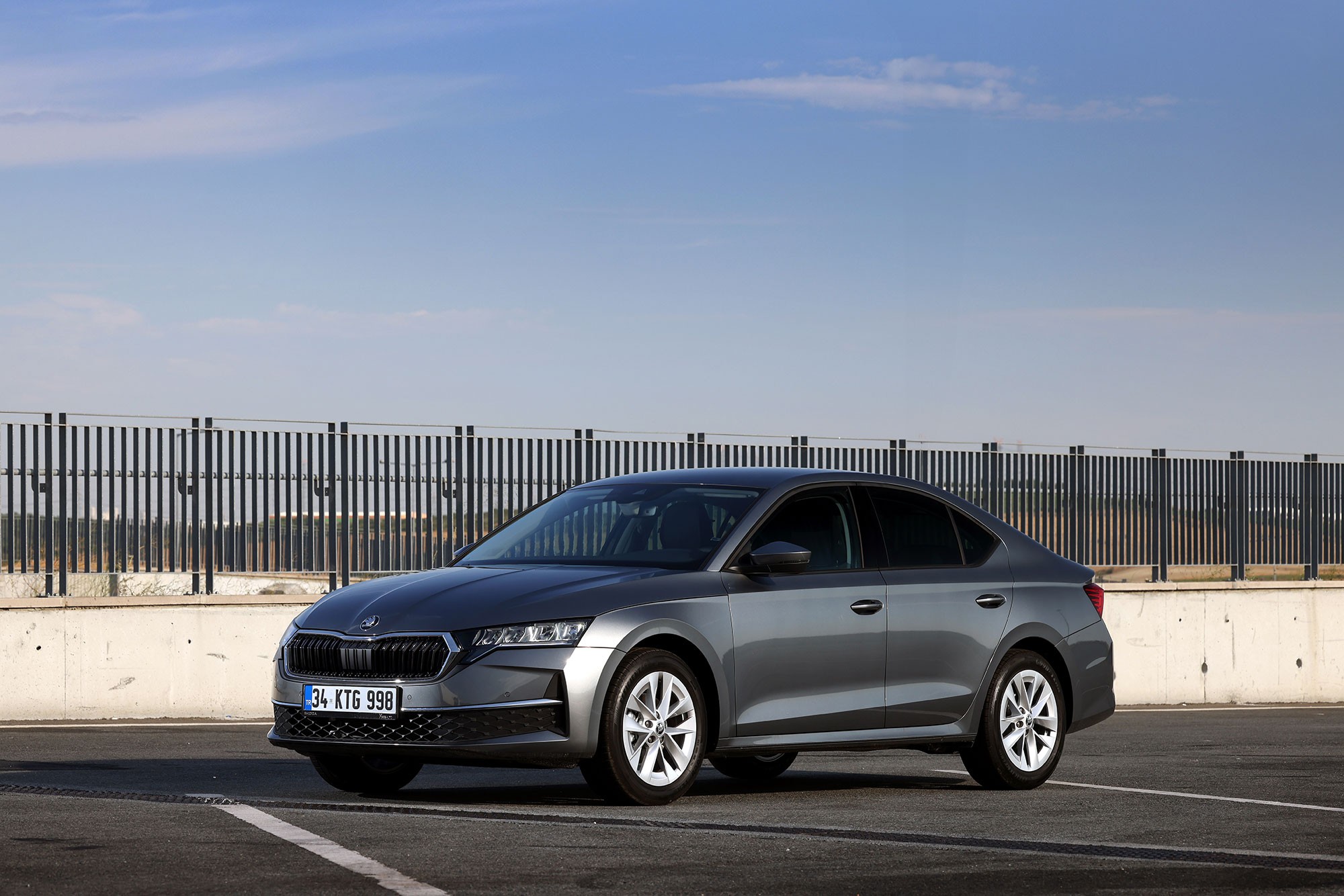 Skoda’nın en çok tercih edilen modeli Octavia Kvasiny fabrikasında da üretilmeye başlandı!