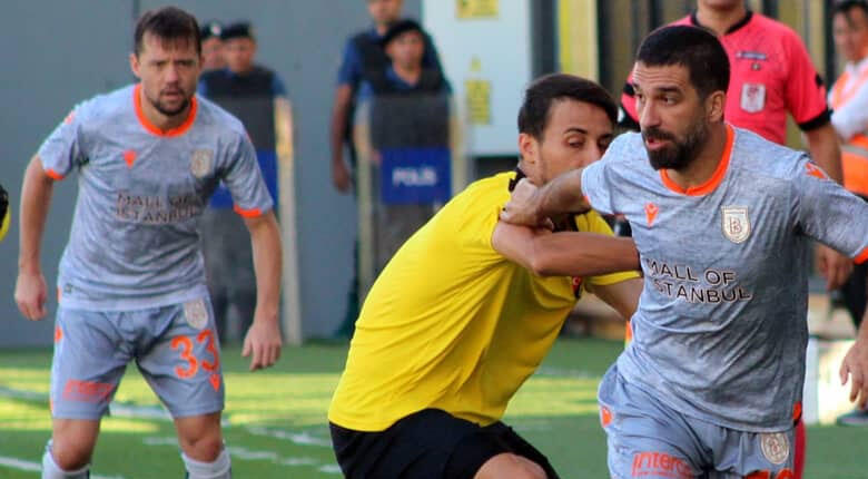 Skrtel oynadı, Başakşehir tek golle yendi