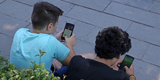 Slm, nbr, mrb, kib diye konuşunca dil mi kalır?