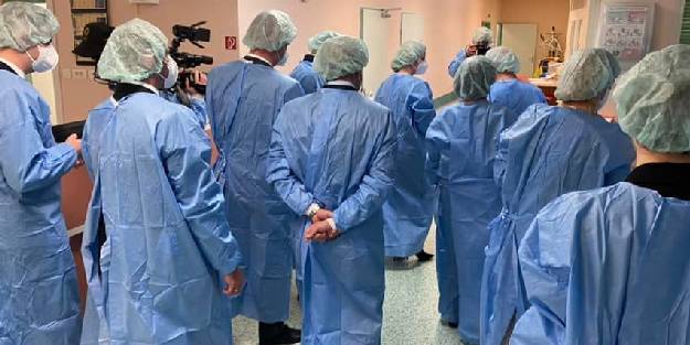 Caputova: 'Acilen karantinaya ihtiyacımız var'