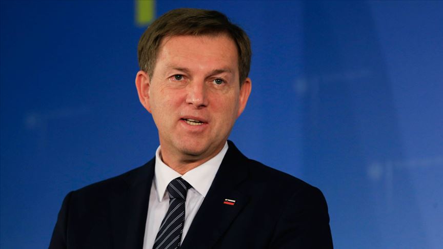 Slovenya Dışişleri Bakanı Cerar: Türkiye için AB'ye giden kapı kapanmamalı
