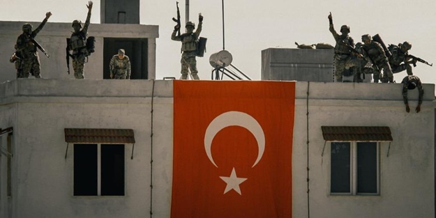 SMO Komutanı Ebubekir'den Türk bayrağı açıklaması!