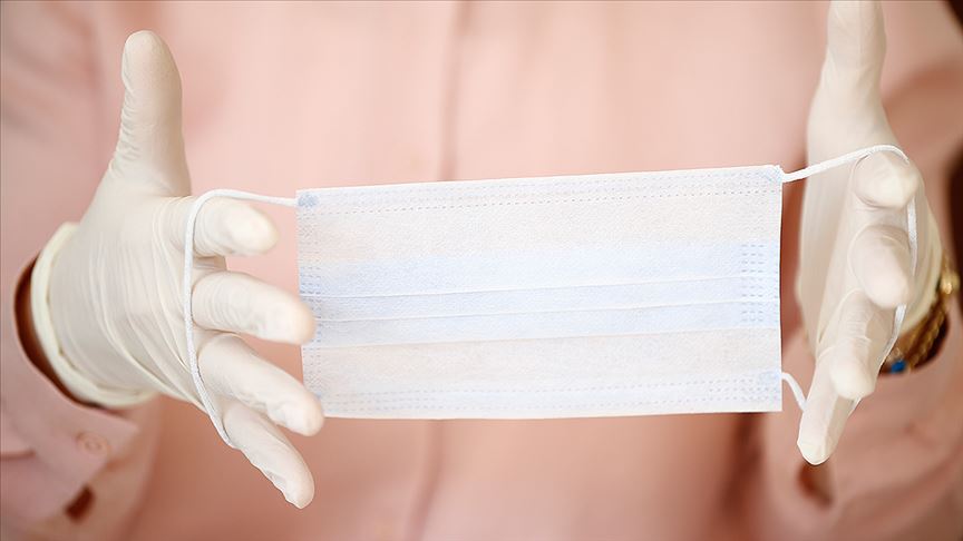 SMS kodu ve T.C. kimlik numarası ile eczanelerden maske alınabilecek