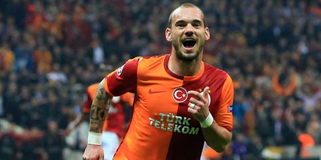 Sneijder geri döneceğini açıkladı