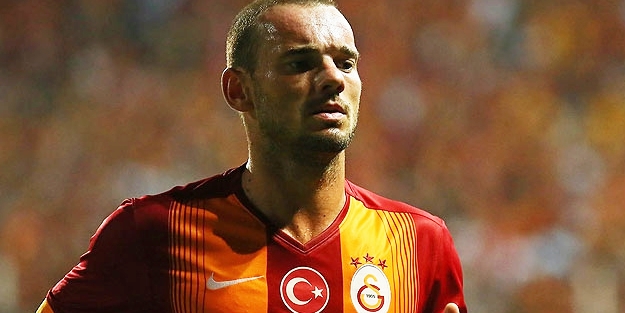 Sneijder: İstanbul'a döndüğümde...