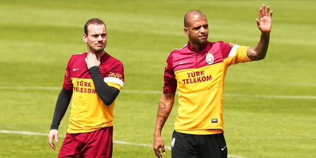 Sneijder-Melo gerilimi! / Video Haber