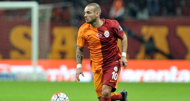 Sneijder’den çok sert cevap