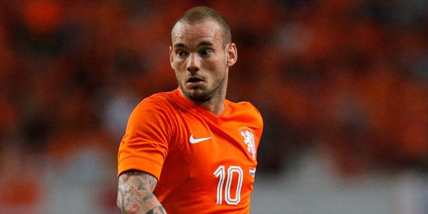 Sneijder'den flaş karar! Resmen veda ettiğini duyurdu