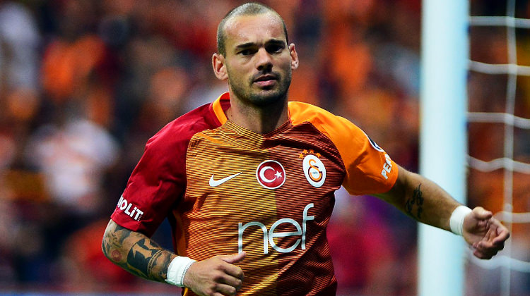 Sneijder'e kötü haber!