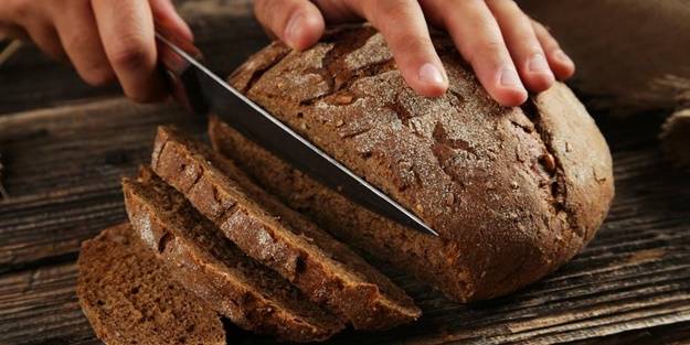 Sofranızdan eksik etmeyin! İşte çavdar ekmeğinin bilinmeyen 5 faydası