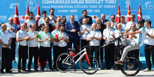 Sofuoğlu'nun şovu Erdoğan'ı mest etti!