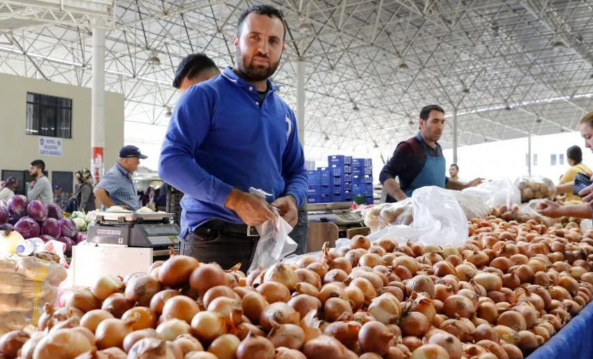 Soğanın fiyatını görenler şok oldu! Bakın ne kadara düştü