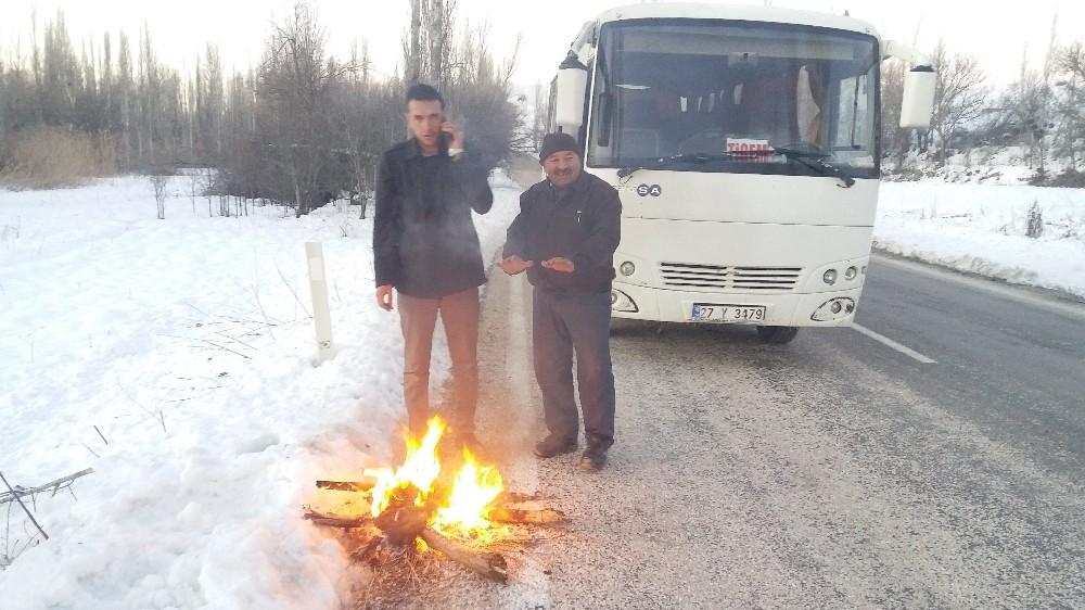 Soğuk hava araçların mazotunu dondurdu 